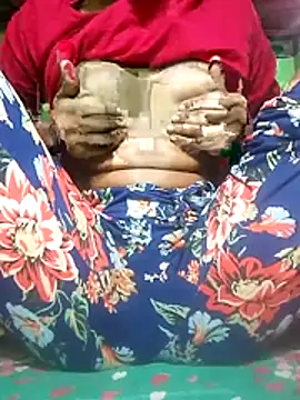 Snapshot of Night_Queen20 chatting on March 1, 2026, 3:28 am Night Queen20 online show from March 1, 2026, 3:28 am