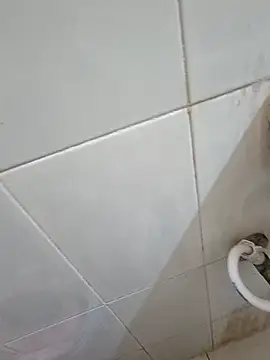 crawlerdrill online show from December 2, 2025, 7:48 pm