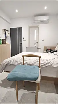 zzzzihhj online show from November 9, 2025, 8:02 pm