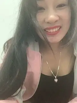 Linh sexyy online show from October 25, 2025, 9:59 pm
