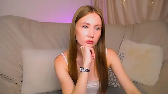 EllyColins online show from July 18, 2026, 3:15 am