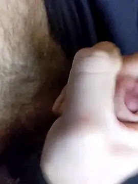 szabi1995 online show from February 7, 2026, 8:22 am