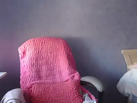 LuckyLisa23 online show from March 7, 2026, 10:32 am