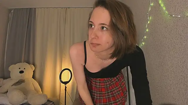 EdenVixen online show from November 11, 2025, 2:12 pm