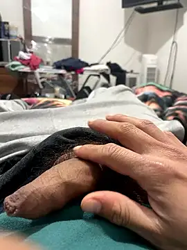 KingFlores online show from January 12, 2026, 5:25 am