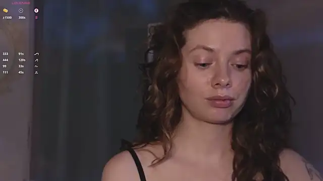 MelodySinclair online show from November 18, 2025, 3:37 pm