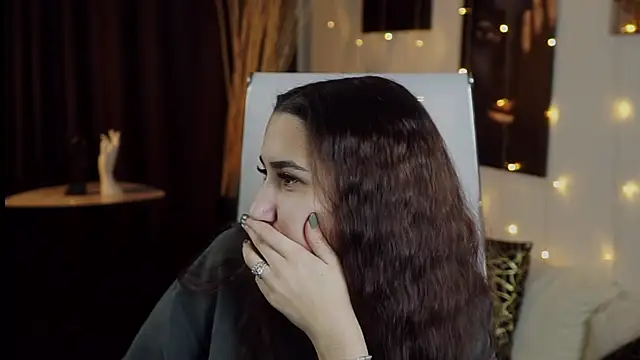 RebeckaThornton online show from December 23, 2025, 9:52 am