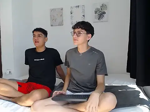 SpritzBoys online show from October 13, 2025, 2:07 pm