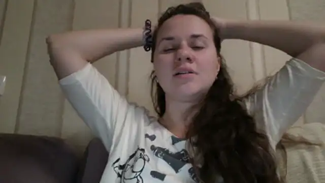 GiaaCaranggi online show from February 13, 2026, 8:31 pm