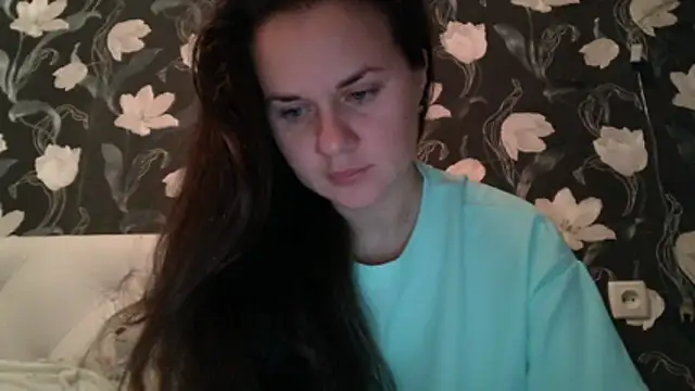 GiaaCaranggi online show from December 14, 2025, 8:36 pm