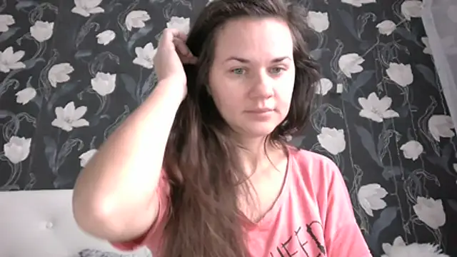 GiaaCaranggi online show from December 15, 2025, 8:42 am