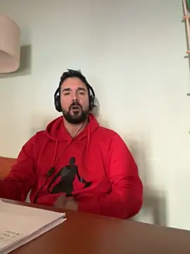 ReDiBastoni90 online show from November 10, 2025, 8:08 am