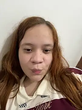 Snapshot of ruivinhadancer chatting on June 19, 2026, 5:35 am ruivinhadancer online show from June 19, 2026, 5:35 am