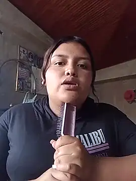 Snapshot of natt-bigass chatting on February 13, 2026, 3:56 pm natt-bigass online show from February 13, 2026, 3:56 pm