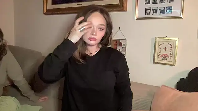 lill daddysgirl online show from February 23, 2026, 4:47 am