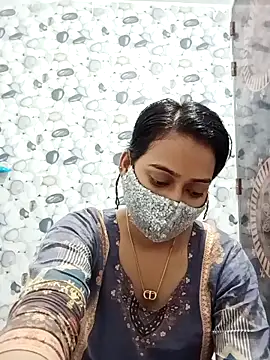 Hot Baby250 online show from April 20, 2026, 7:15 pm