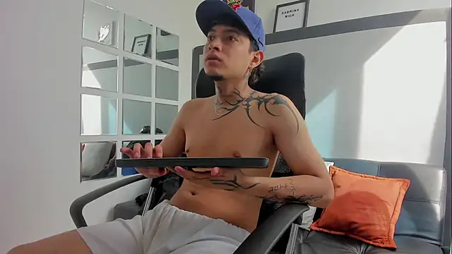 Sky Wild online show from October 22, 2025, 7:46 pm