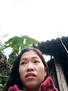 -Paige- online show from October 28, 2025, 12:33 am