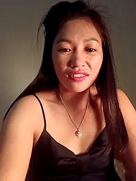 -Paige- online show from December 21, 2025, 3:41 am