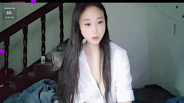 hyp0crite online show from October 21, 2025, 3:22 pm