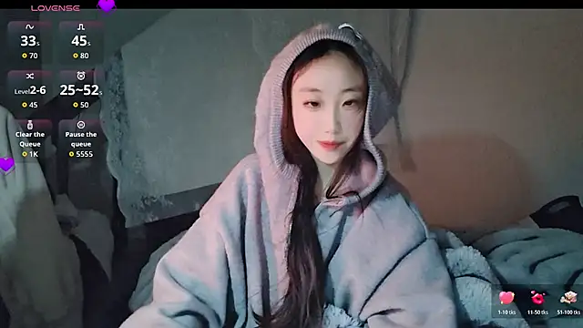 hyp0crite online show from December 15, 2025, 3:29 pm