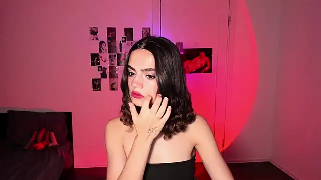 Snapshot of nightfloatt chatting on October 16, 2025, 3:09 pm nightfloatt online show from October 16, 2025, 3:09 pm