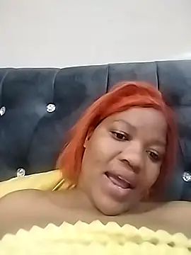 CaramelBoootie online show from November 6, 2025, 8:35 pm