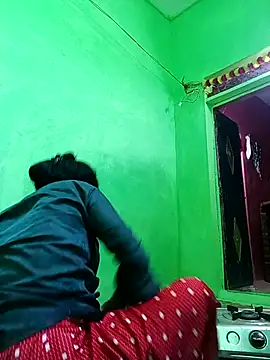 Karishma cute online show from October 17, 2025, 7:55 am