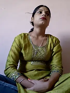 Nitya hot online show from April 15, 2026, 2:06 am