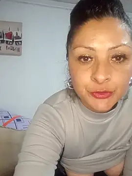 Mariapaula88 online show from November 29, 2025, 7:30 am