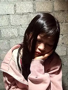 siusiu-00 online show from February 15, 2026, 9:25 pm