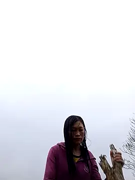 siusiu-00 online show from March 23, 2026, 10:37 am