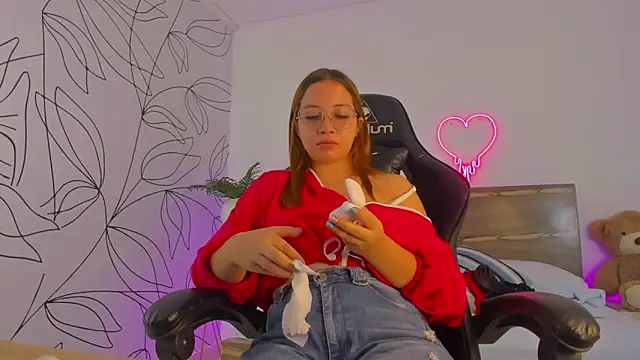 merida 06 online show from October 19, 2025, 3:53 am