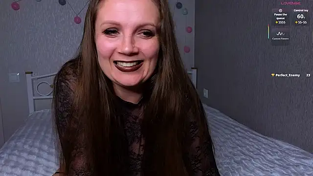 Amy  Leee  online show from January 10, 2026, 8:37 pm