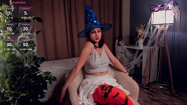 KrisWaller online show from October 29, 2025, 11:09 am