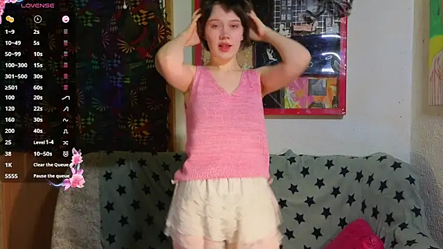 ReincarnatedAngel online show from October 30, 2025, 4:37 pm