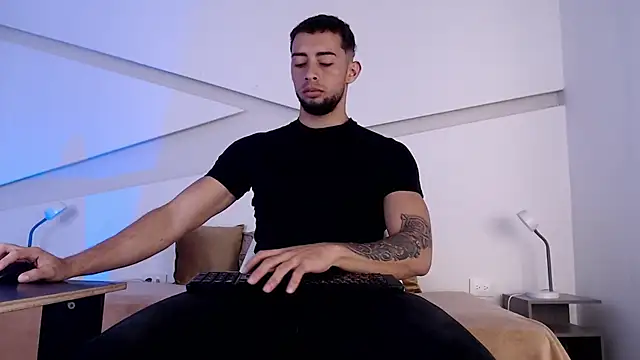 Daron 66 online show from October 28, 2025, 1:21 pm