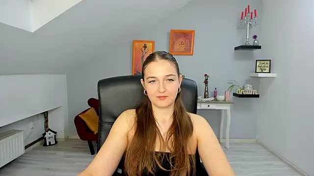 AnneWilsonn online show from November 13, 2025, 1:15 pm