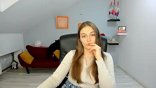 AnneWilsonn online show from February 10, 2026, 12:26 pm