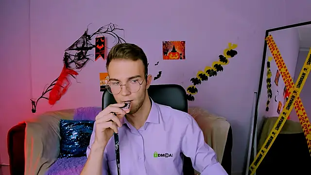 astren villo online show from November 2, 2025, 1:16 pm