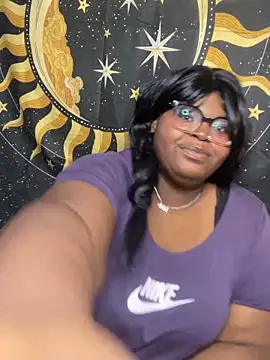Snapshot of TheChubbySiren chatting on February 13, 2026, 4:29 pm TheChubbySiren online show from February 13, 2026, 4:29 pm