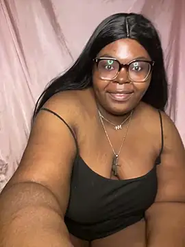 Snapshot of TheChubbySiren chatting on May 8, 2026, 2:21 pm TheChubbySiren online show from May 8, 2026, 2:21 pm