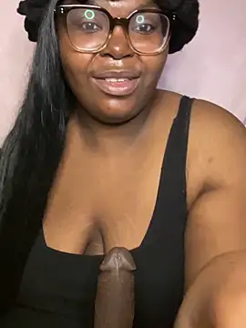 Snapshot of TheChubbySiren chatting on May 16, 2026, 2:05 pm TheChubbySiren online show from May 16, 2026, 2:05 pm