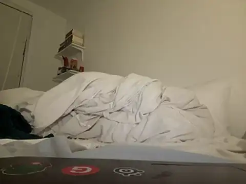 elizabethmiracle online show from December 3, 2025, 12:44 am