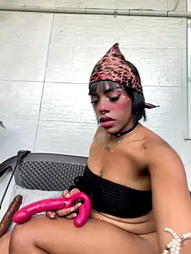 Snapshot of NovaFoxx chatting on October 27, 2025, 3:24 pm NovaFoxx online show from October 27, 2025, 3:24 pm