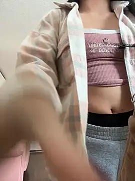 PamelaJonsom  online show from February 13, 2026, 2:28 pm