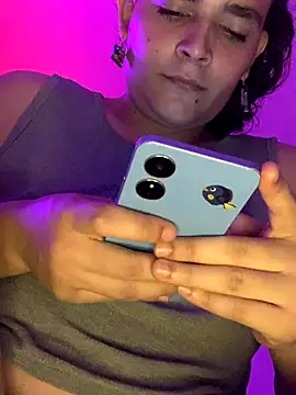 La-Gatiita-trans online show from October 19, 2025, 3:53 am