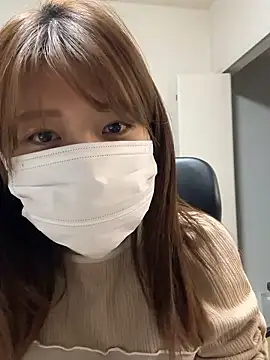 ichika 2  online show from May 6, 2026, 10:41 am