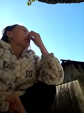 Manni john online show from November 30, 2025, 2:12 am