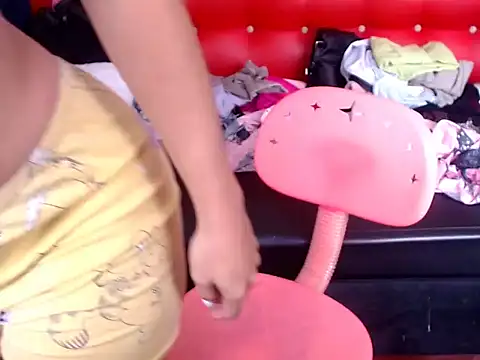 Snapshot of Camila_stacy chatting on November 17, 2025, 1:59 pm Camila stacy online show from November 17, 2025, 1:59 pm